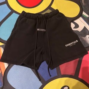 Essentials Shorts